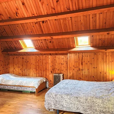 Geraeumige Maisonette Mit Kamin Isard 2 Vall De Boi By Interhome
